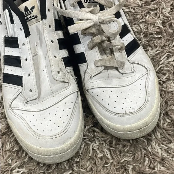 Adidas Men's White and black Sneakers size 11 - Picture 3 of 8